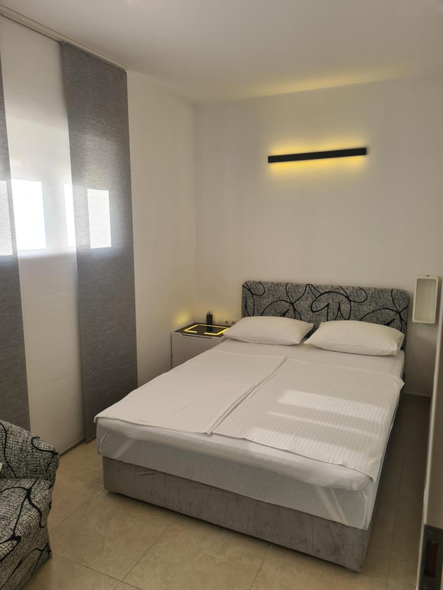 Modern Apartment Near The Sea-Mise Τρογκίρ Εξωτερικό φωτογραφία