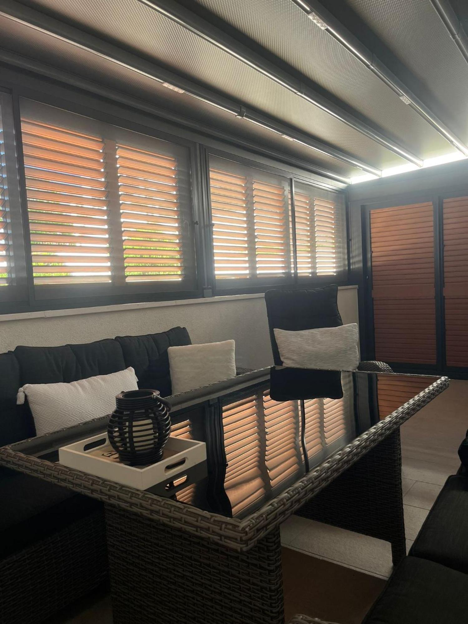 Modern Apartment Near The Sea-Mise Τρογκίρ Εξωτερικό φωτογραφία